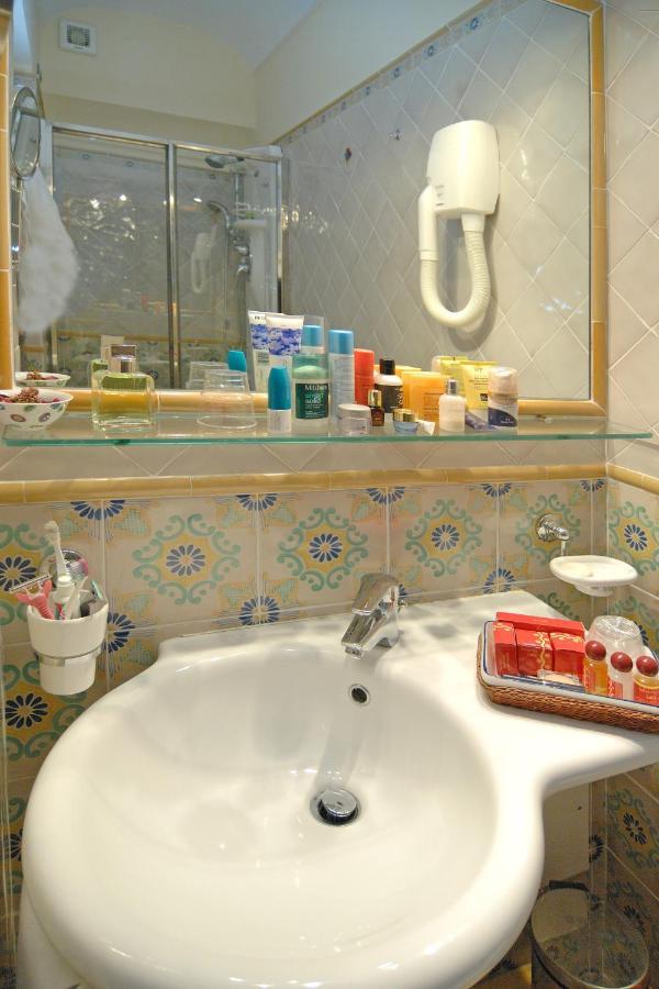 Amalfi Old Square Room & Apartments エクステリア 写真