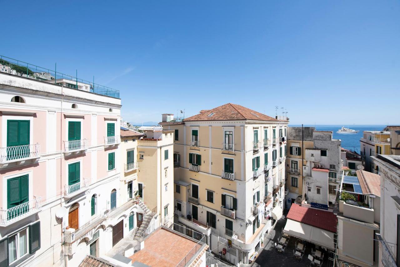 Amalfi Old Square Room & Apartments エクステリア 写真
