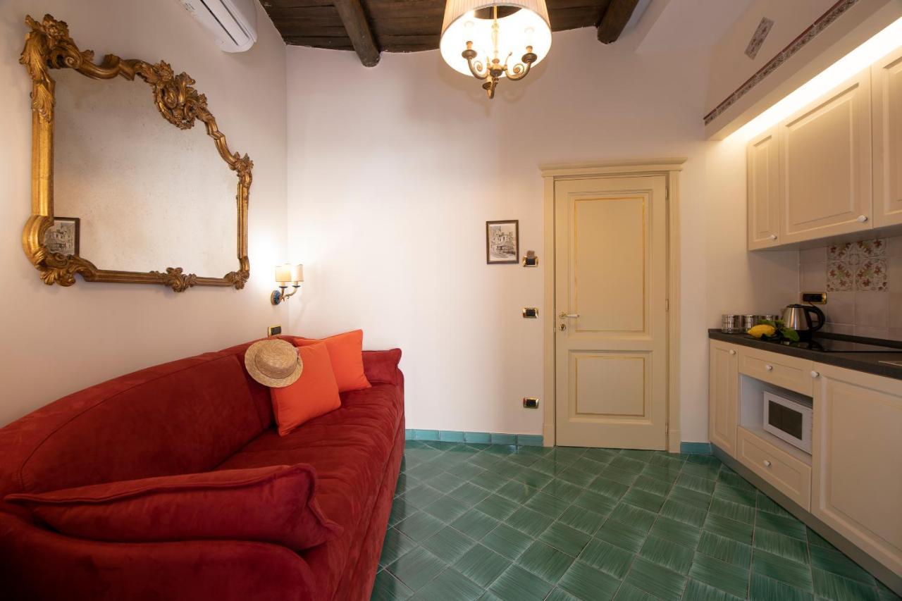 Amalfi Old Square Room & Apartments エクステリア 写真