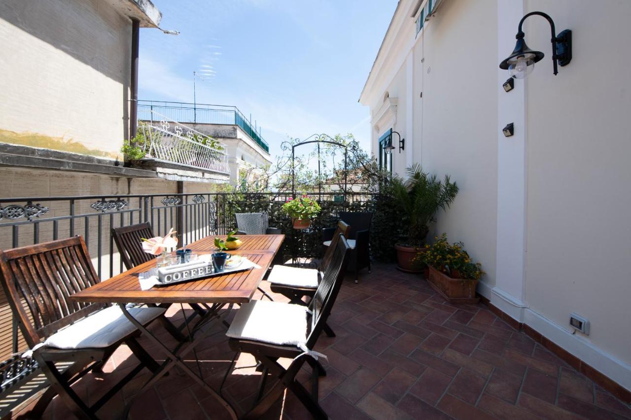 Amalfi Old Square Room & Apartments エクステリア 写真