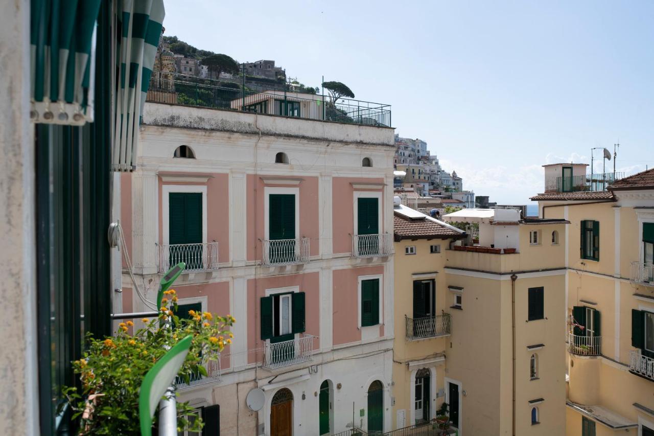 Amalfi Old Square Room & Apartments エクステリア 写真