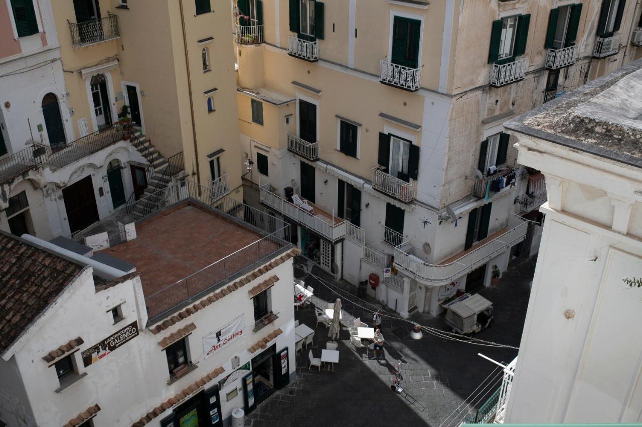 Amalfi Old Square Room & Apartments エクステリア 写真