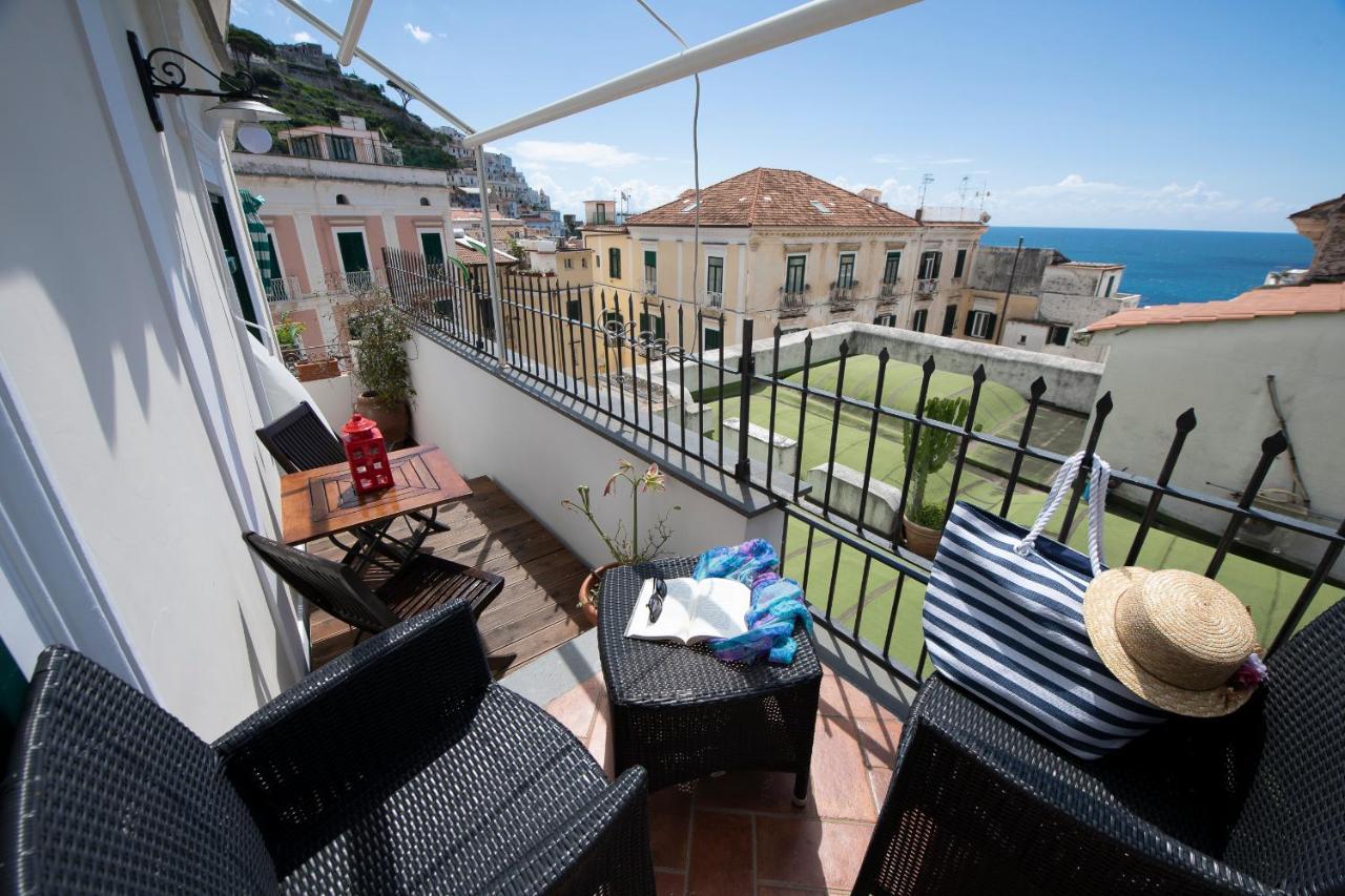 Amalfi Old Square Room & Apartments エクステリア 写真