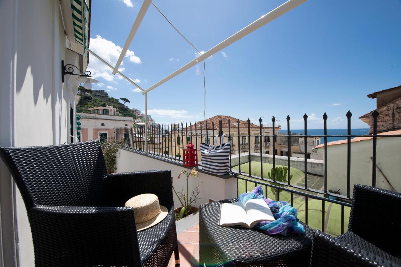 Amalfi Old Square Room & Apartments エクステリア 写真