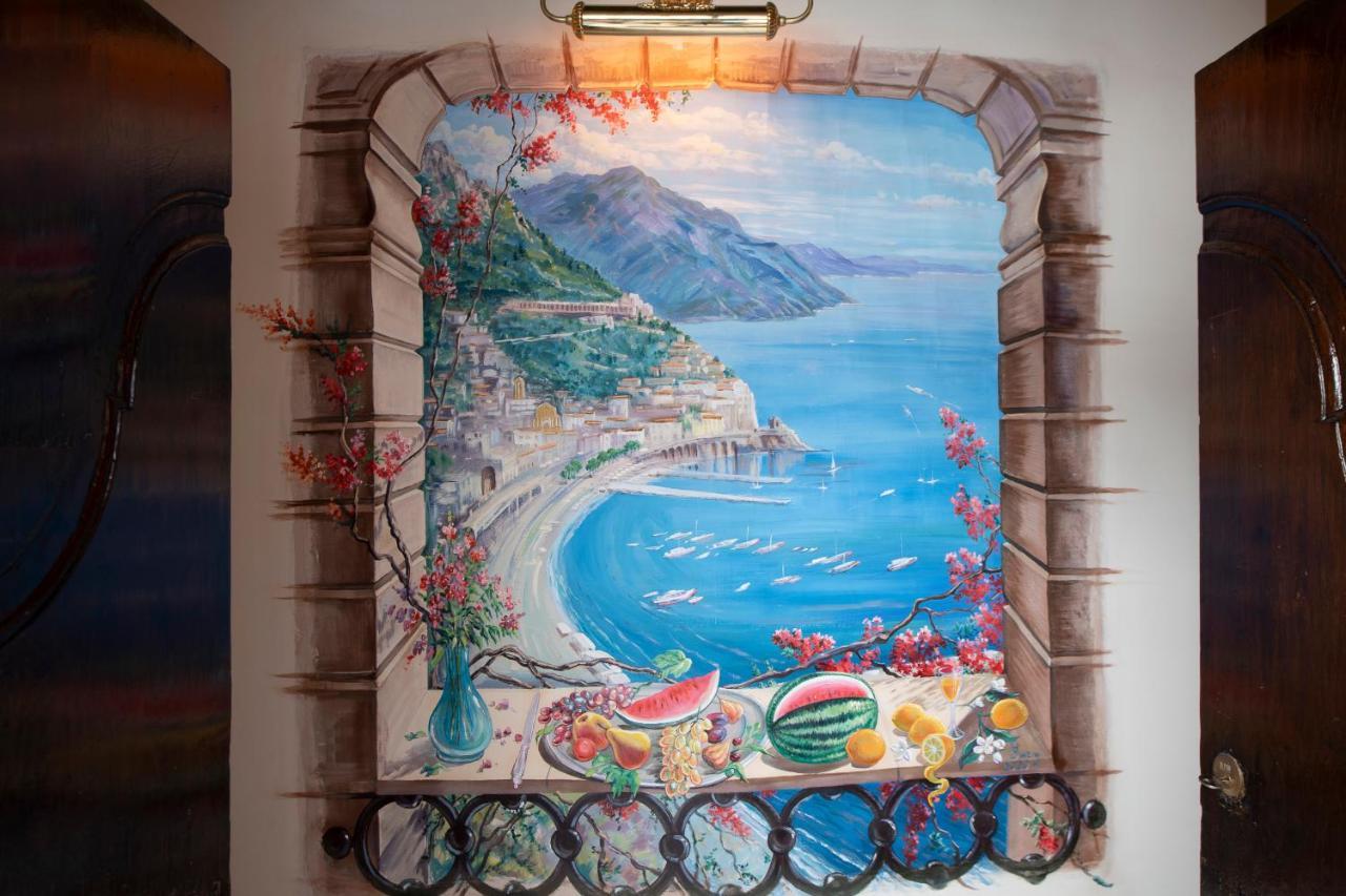Amalfi Old Square Room & Apartments エクステリア 写真